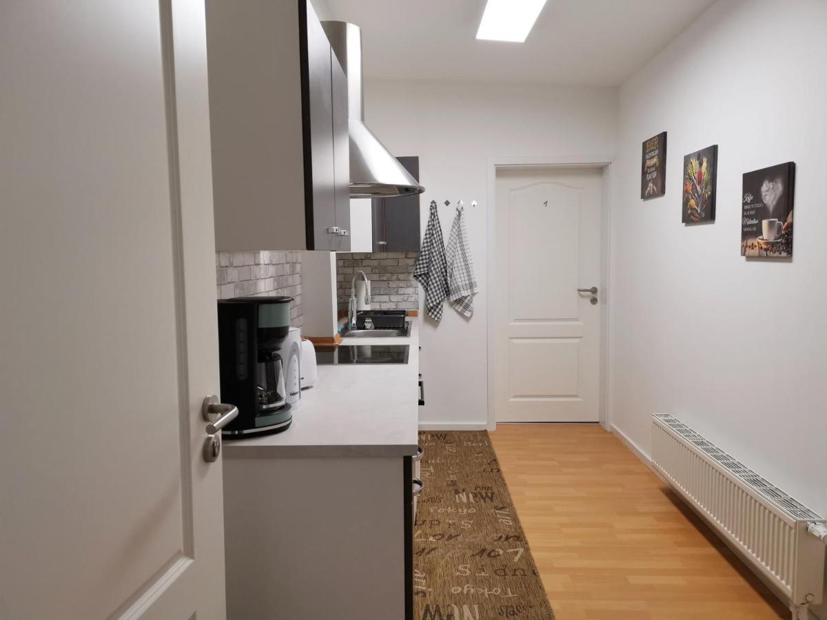 Musashi Apartment 2 Weimar  Exteriör bild